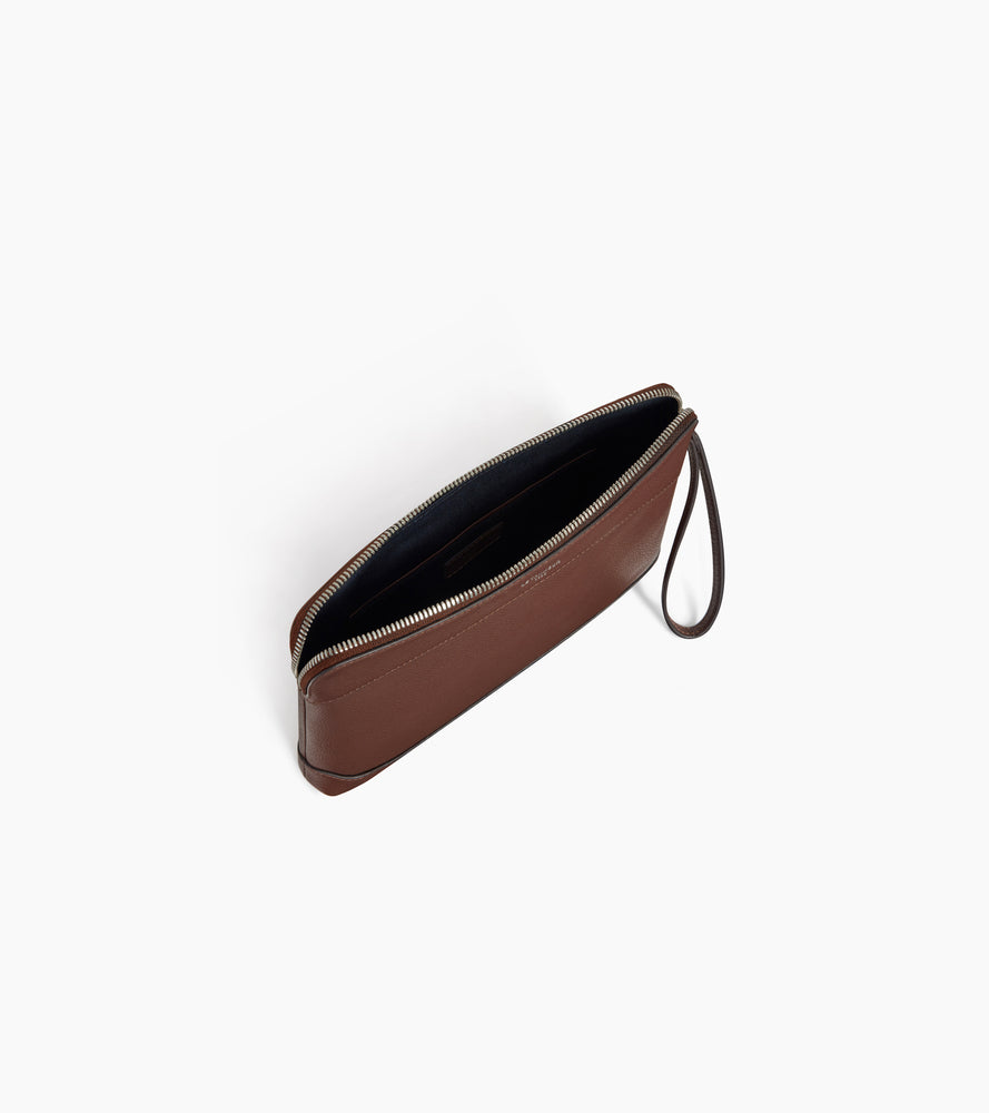 Bolso de mano con cremallera de cuero granulado