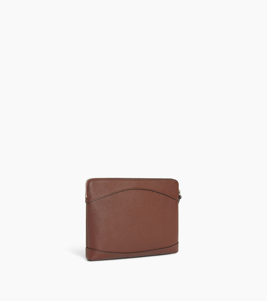 Bolso de mano con cremallera de cuero granulado