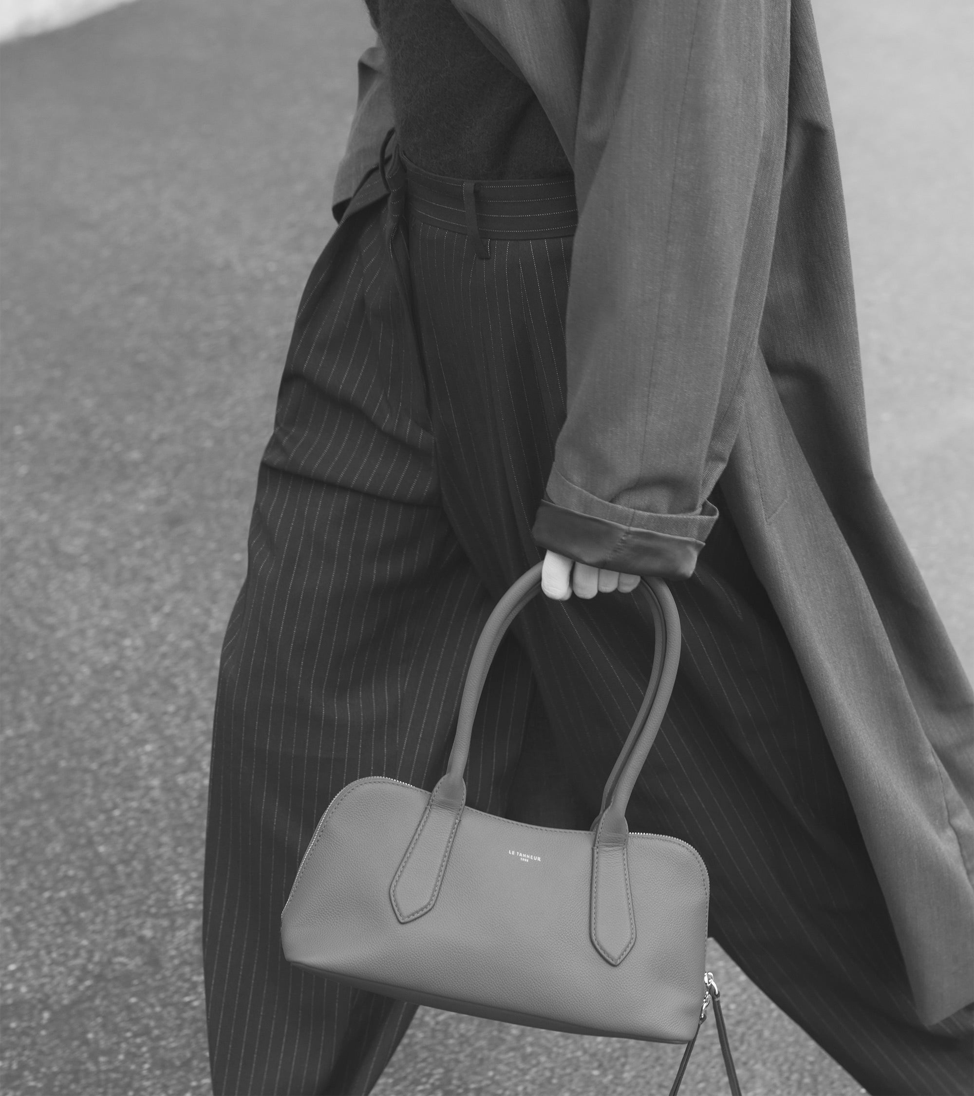Apolline グレインレザー ボウリングバッグ