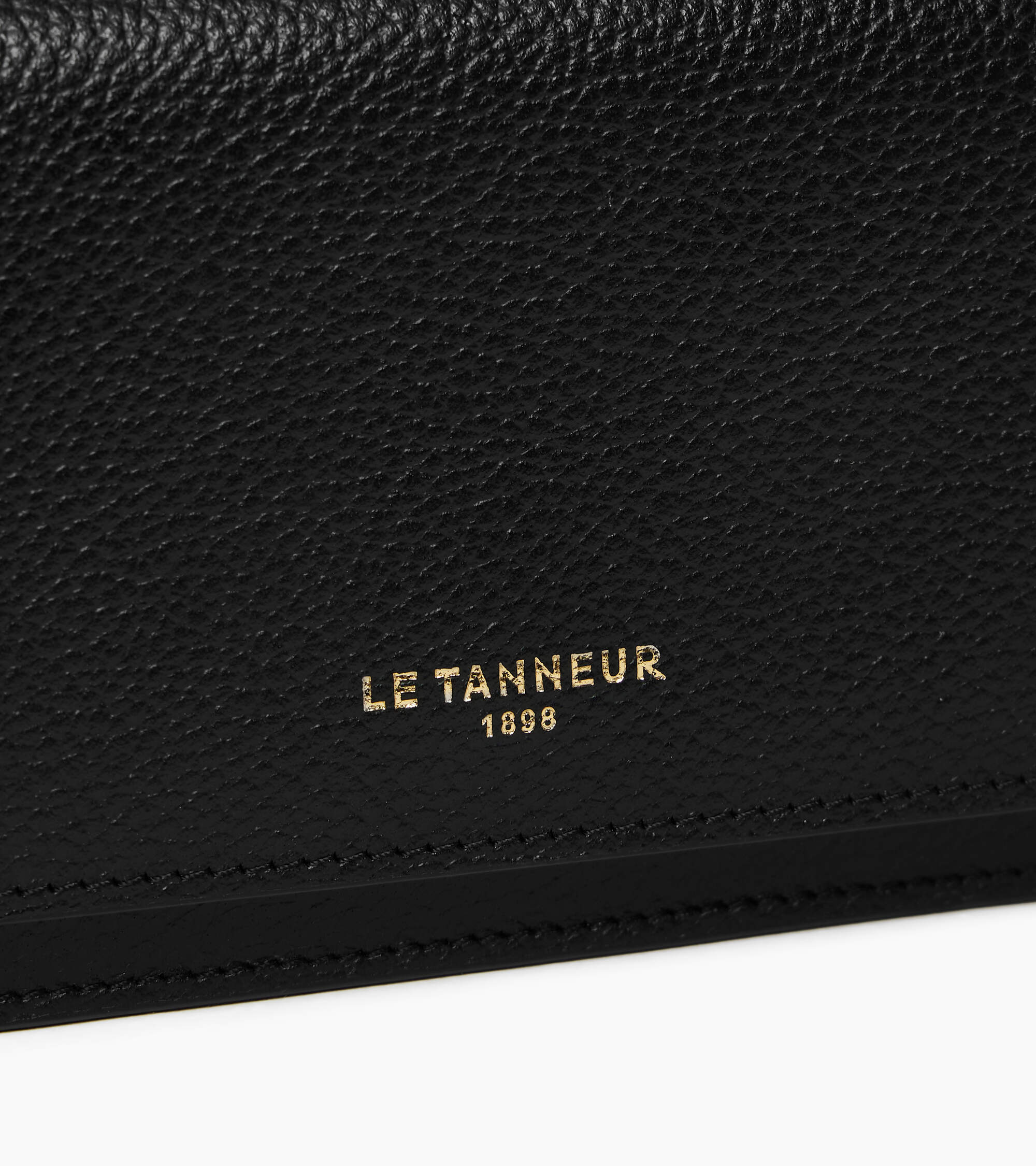 Louison medium card holder with flap in grained leather